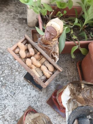 9 Statuette cartapesta venditori ambulanti