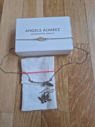 Collar y pendientes ÁNGELS ÁLVAREZ