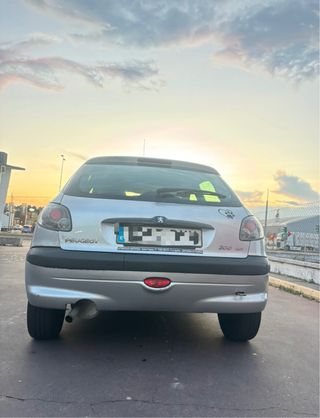 Peugeot 206 2002