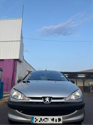 Peugeot 206 2002