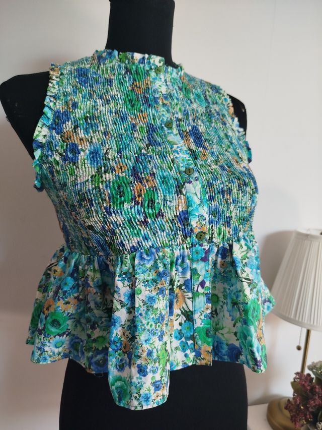 Blusa Zara flores M
