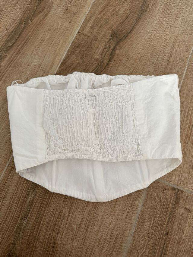Crop top corset blanco bandeau Bershka 