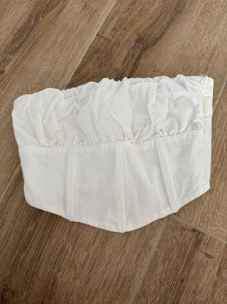 Crop top corset blanco bandeau Bershka 