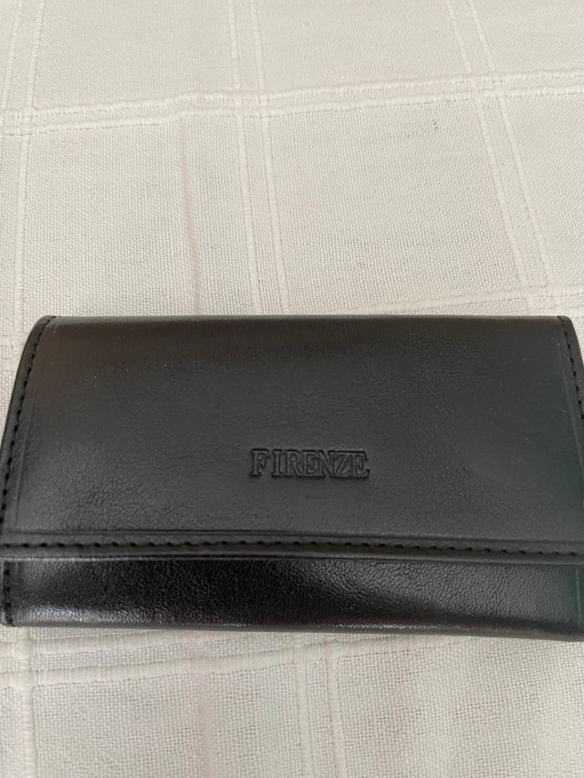 Cartera  billetera de piel