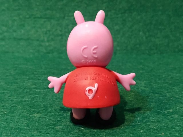 Figura de la serie animada "PEPPA PIG".