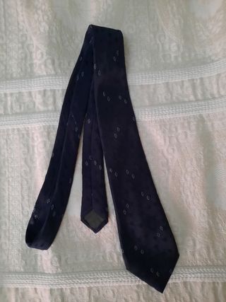 Corbata Lanvin seda azul marino
