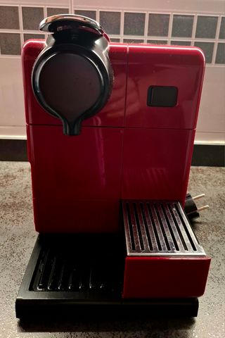 Cafetera Nespresso DeLonghi Touch Glam Red