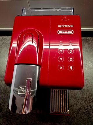 Cafetera Nespresso DeLonghi Touch Glam Red