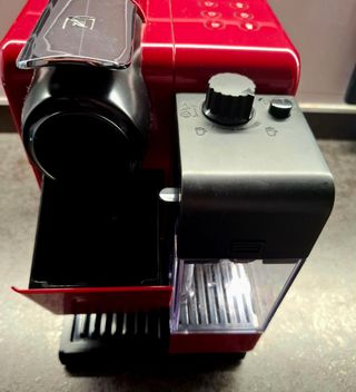 Cafetera Nespresso DeLonghi Touch Glam Red