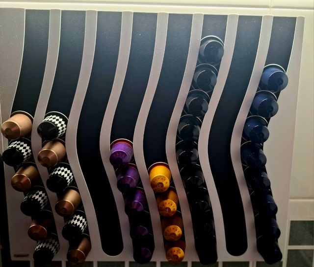 Cafetera Nespresso DeLonghi Touch Glam Red