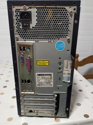 PC Medion Core i3.