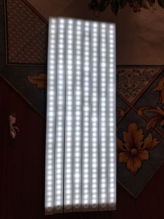 Luci LED a strisce - 8 pezzi con due cavi