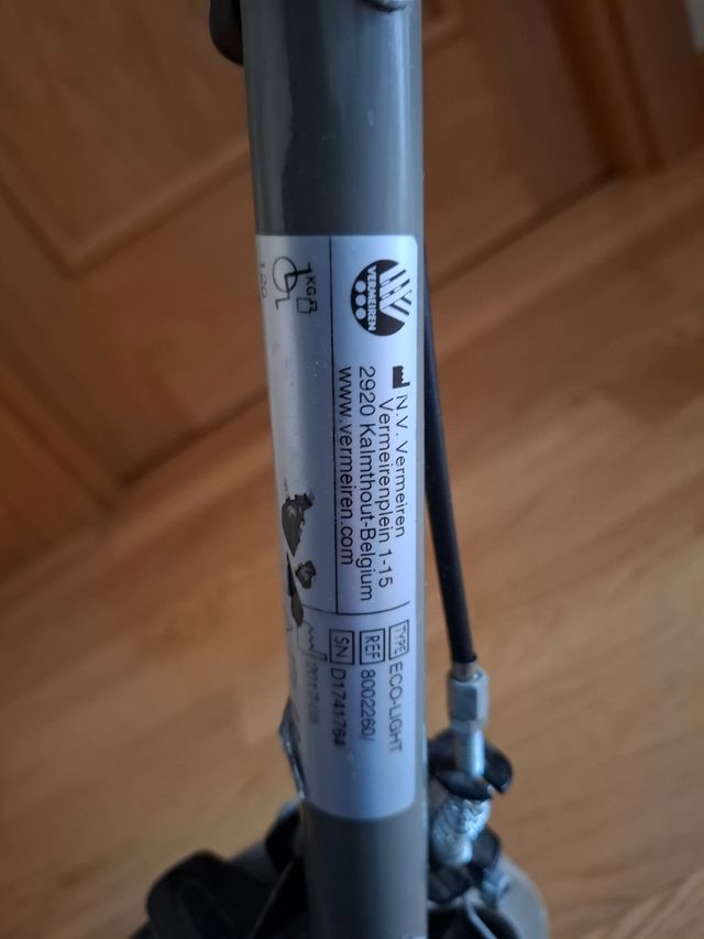 Andador VERMEIREN ECO-LIGHT para Mayores Plegable