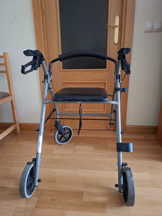 Andador VERMEIREN ECO-LIGHT para Mayores Plegable