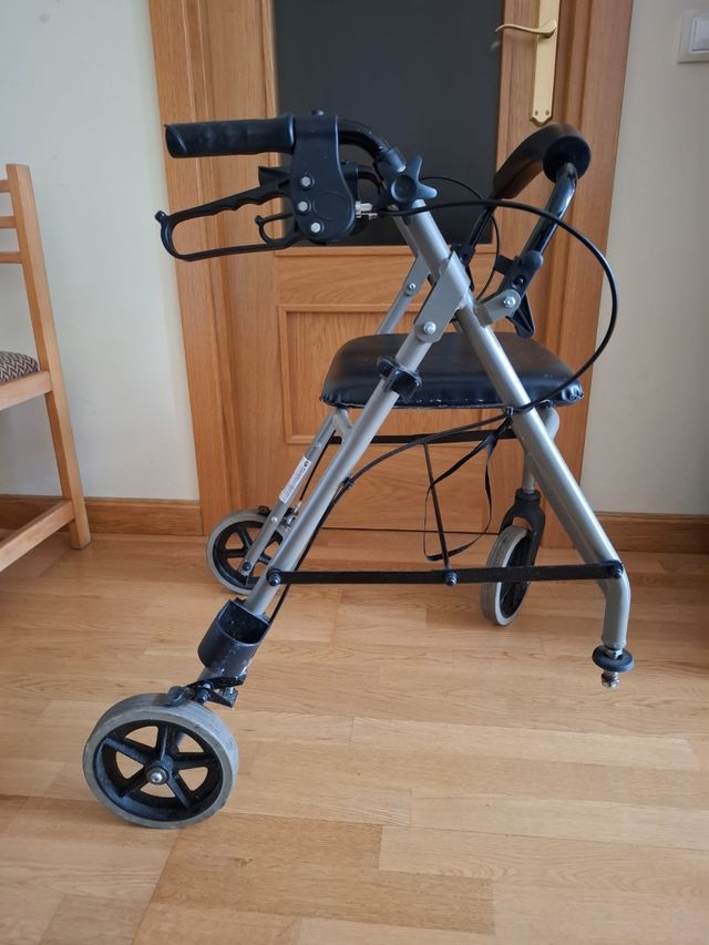 Andador VERMEIREN ECO-LIGHT para Mayores Plegable