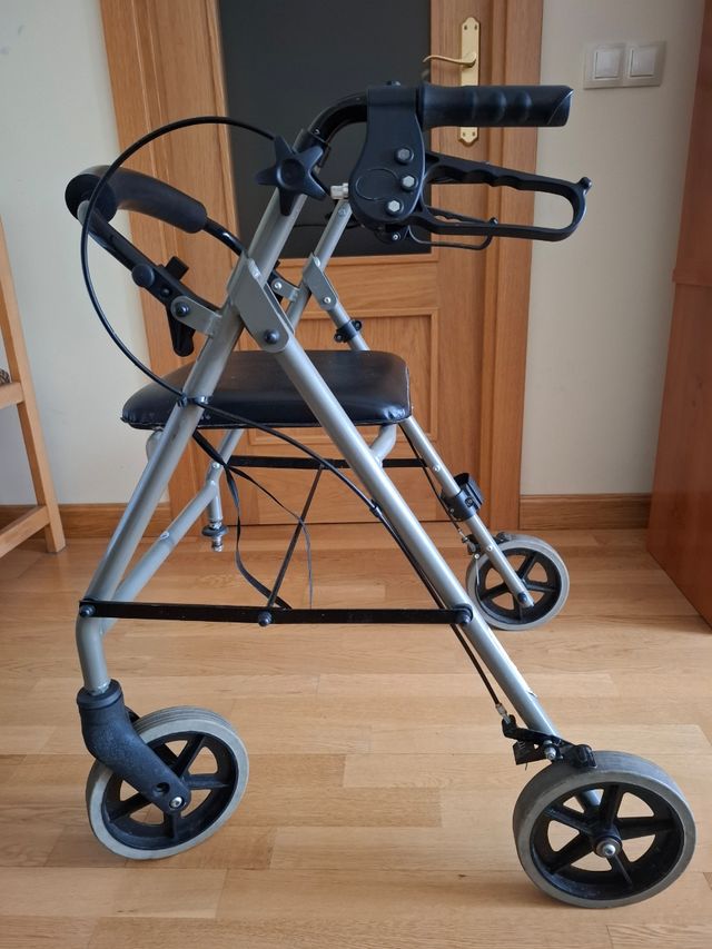 Andador VERMEIREN ECO-LIGHT para Mayores Plegable