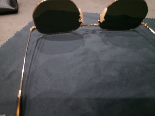 Óculos Ray-Ban Hexagonais Dourados