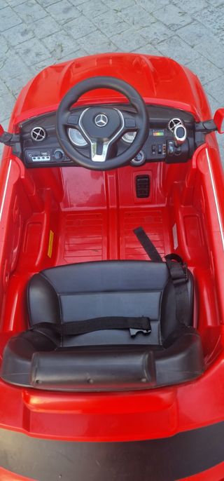 Coche eléctrico Mercedes GLA 12v