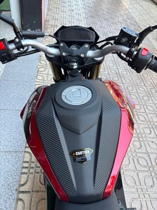 Moto Cyclone Battlo 125 - Roja