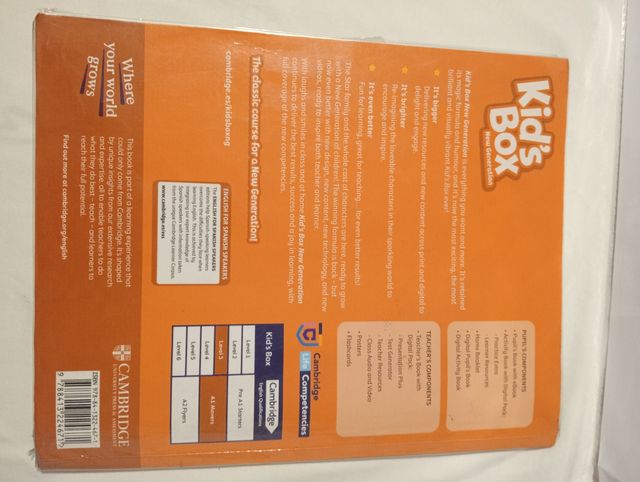 Kid's box new generation 3 Activity book