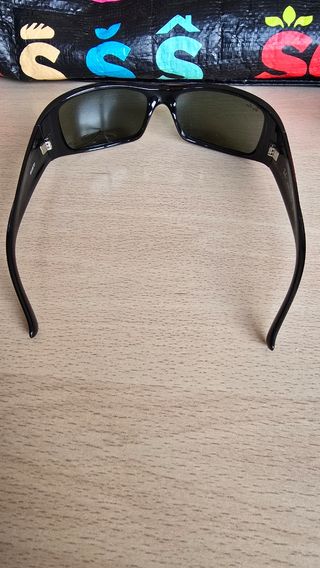 Ray-Ban rb4057 Gafas sol negras