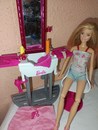 Barbie Salon de Belleza, peluquería.