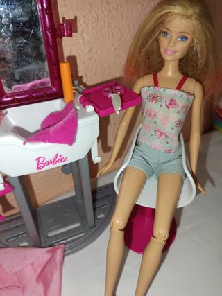 Barbie Salon de Belleza, peluquería.
