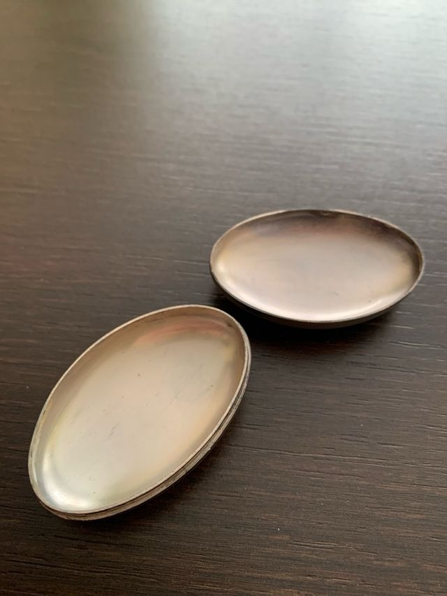 Pastillero plateado ovalado - SS