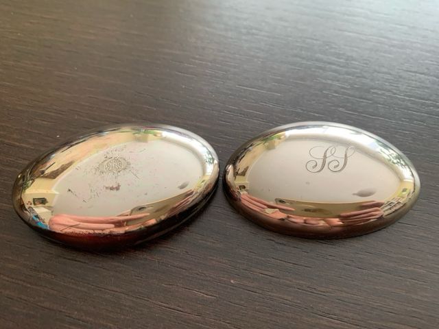 Pastillero plateado ovalado - SS