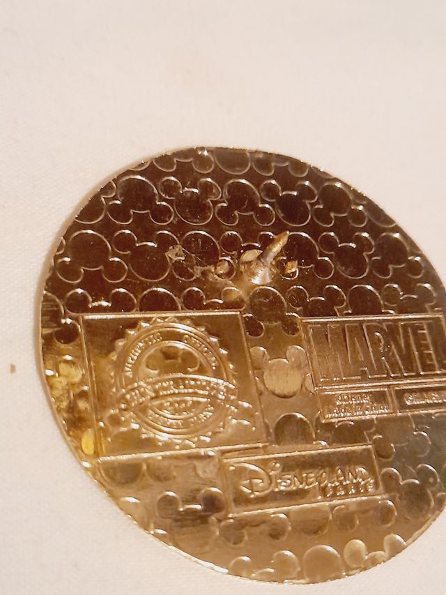 Pin Disney Paris MARVEL