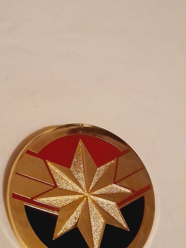 Pin Disney Paris MARVEL