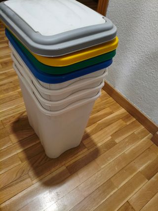 Cubos reciclaje 4uds. plásticos