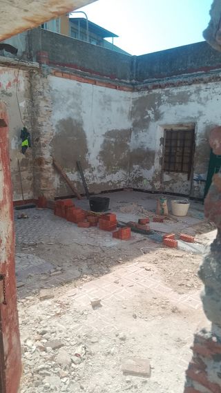 Reforma cocina baño almacén nave ect construcción 