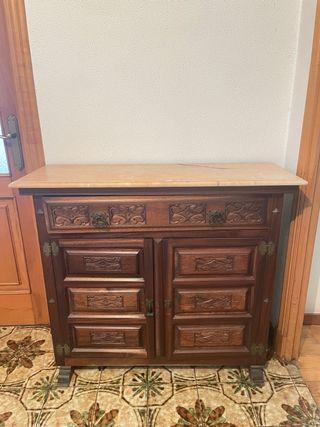 Mueble recibidor antiguo de madera