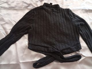 Top negro de canalé