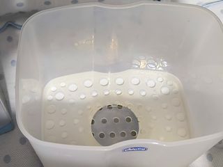 Esterilizador Chicco y calienta biberón