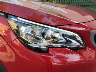 Peugeot 3008 PureTech 130 SANDS Allure EAT8 96 kW (130 CV)