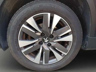 Peugeot 2008 PureTech 110 SANDS Allure 81 kW (110 CV)