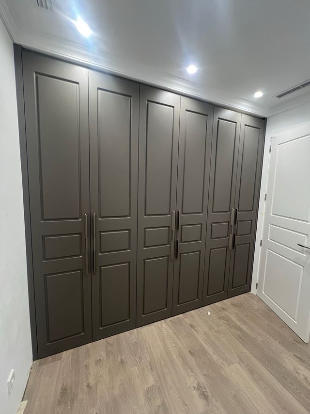 ARMARIOS A MEDIDA 697187224