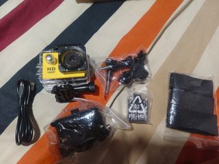 Cámara deportiva HD 1080p amarilla
