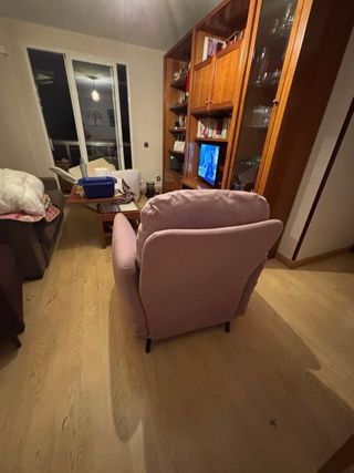 Sillón relax rosa - tejido. No tiene mucho uso.