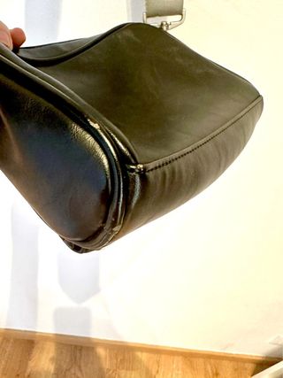 Bolso bandolera negro plateado ZARA