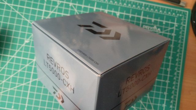 Carrete Daiwa Revros LT5000-CXH