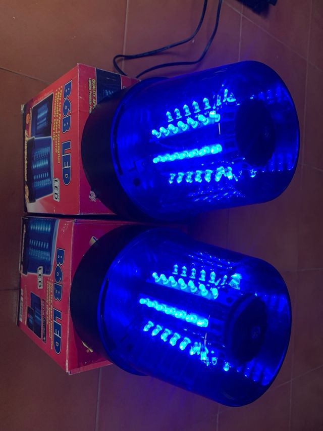 2 Luces LED azules giratorias