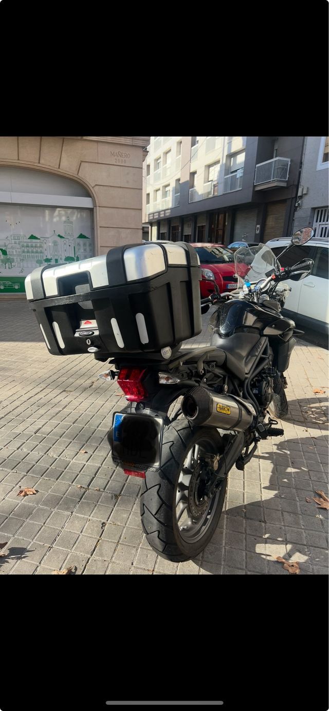 Triumph Tiger 800 ABS - Moto