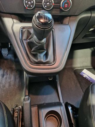 RENAULT Kangoo Furgón Diesel Kangoo Fg. 1.5Blue dCi Profesional Ábrete Sésamo 70kW