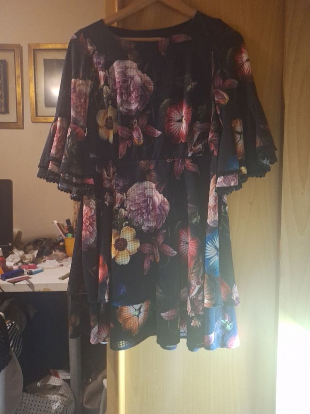 Vestido floral negro - Talla L
