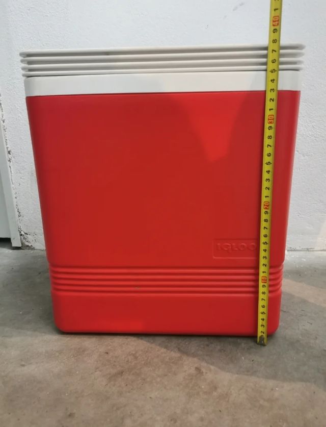 Nevera Igloo más acumuladores Campingaz