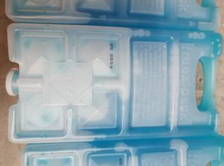 Nevera Igloo más acumuladores Campingaz
