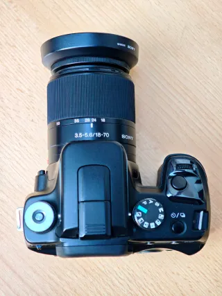 Sony α100 + Objetivo Sony 18/70mm Macro